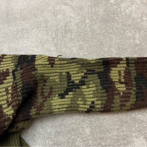 Vintage Oshman’s Camouflage Army Military Knit Sweater Men’s Size L Hunting - Picture 8 of 9